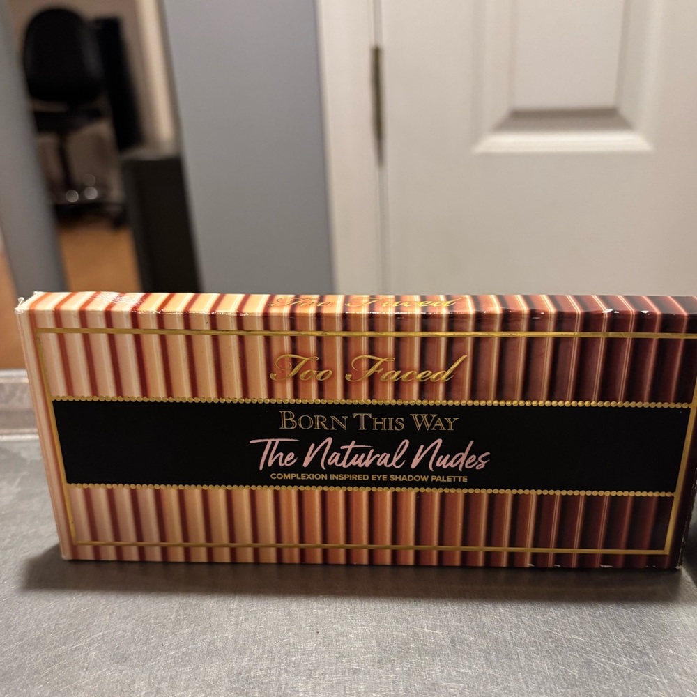 Too Faced Born This Way The Natural Nudes Eyeshadow Palette - Pink, Brown, Gold